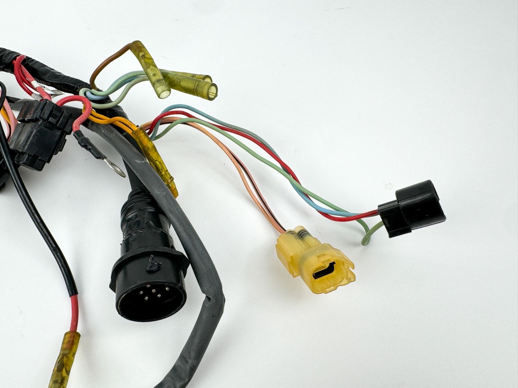 2001 Yamaha 80 HP 4 Stroke Outboard Engine Wire Harness 67F-82590-01-00 OEM
