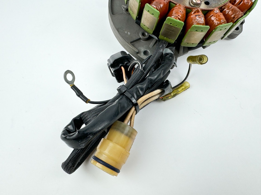 02-04 Yamaha 75 80 90 100 HP 4 Stroke Outboard Pulser Base Stator Assembly 67F-85560-01-00