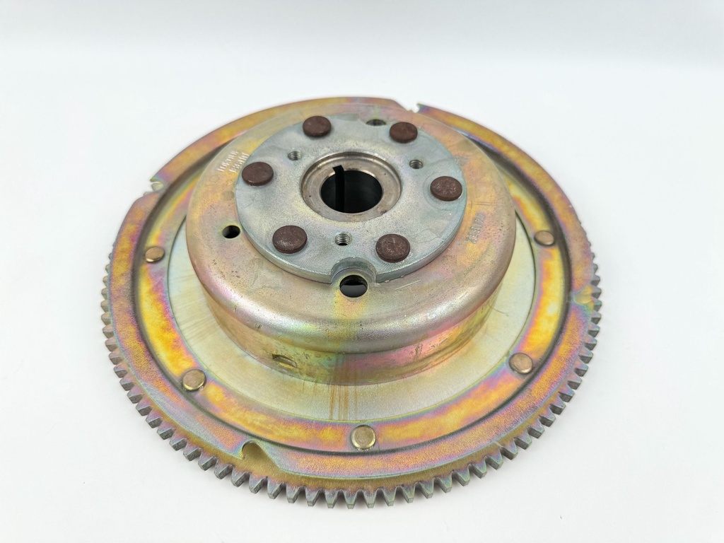 2001 Yamaha 80 HP 4 Stroke Outboard Flywheel Rotor 67F-85550-00-00 OEM
