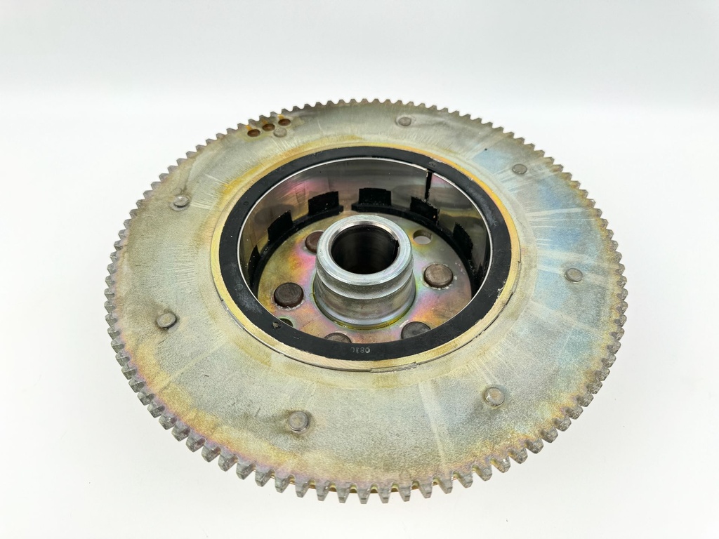 2001 Yamaha 80 HP 4 Stroke Outboard Flywheel Rotor 67F-85550-00-00 OEM