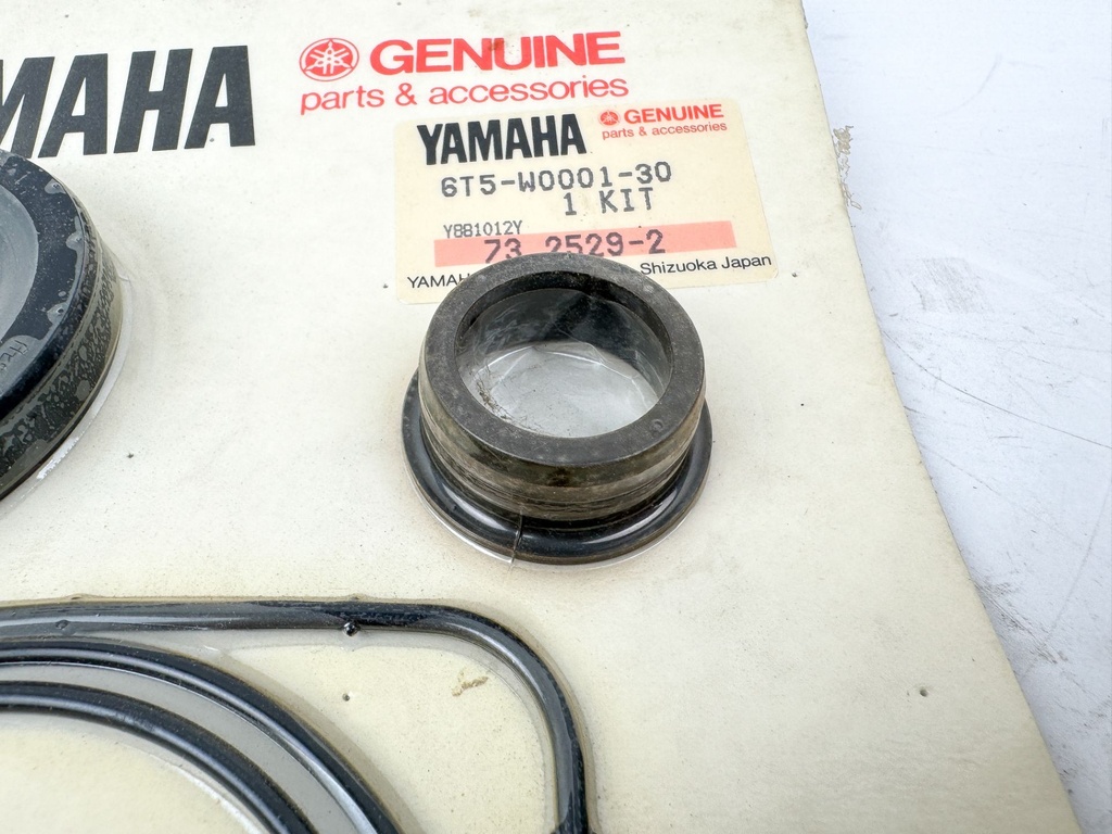 Yamaha Upper Unit Seal Kit 6T5-W0001-30-00 Brand New OEM