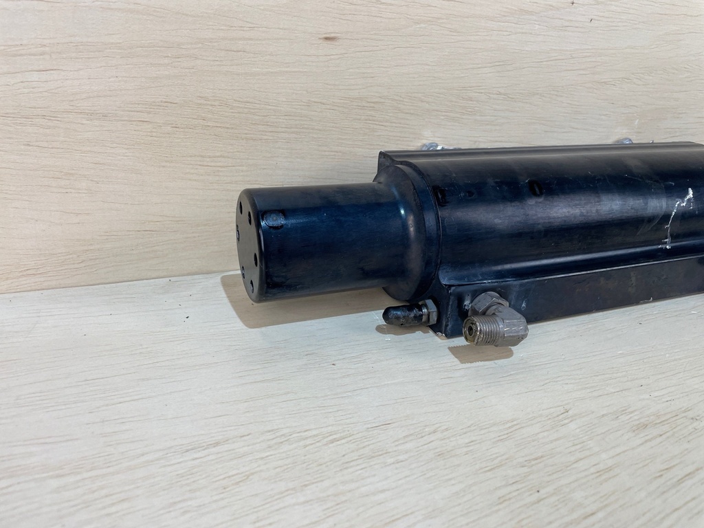 Mercury Verado 250HP Outboard Steering Cylinder 896500A01