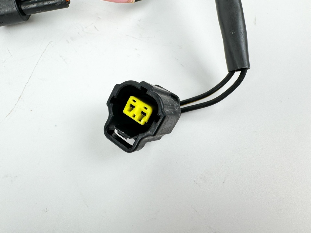 2001 Yamaha 80 HP 4 Stroke Outboard Engine Wire Harness 67F-82590-01-00 OEM