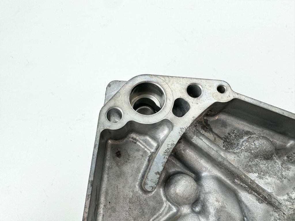 2001 Yamaha 80 HP 4 Stroke Outboard Oil Pump 67F-13300-00-00 OEM