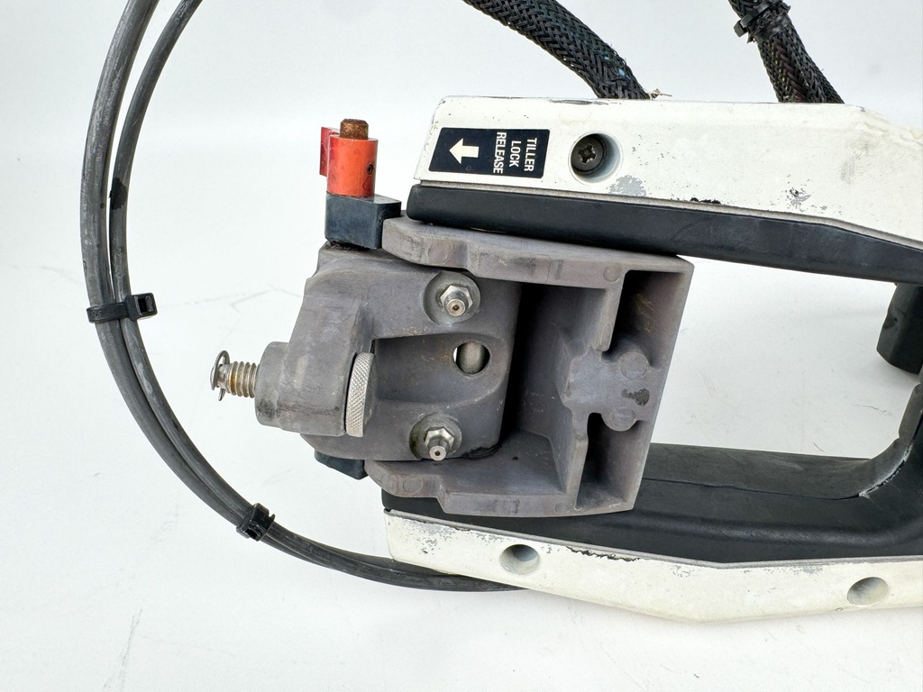 Evinrude Etec 15HP - 30HP Outboard Engine Steering Tiller Handle Setup 5008470