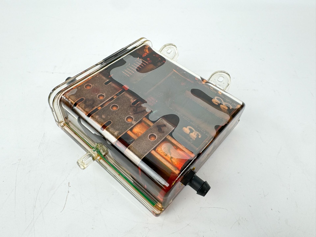 2015 Evinrude 30 HP 2 Stroke Outboard Engine Control Unit ECU EMM 0587126 OEM