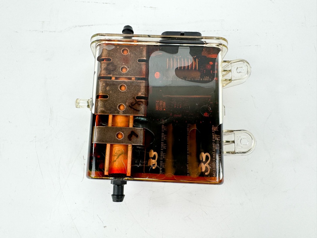 2015 Evinrude 30 HP 2 Stroke Outboard Engine Control Unit ECU EMM 0587126 OEM