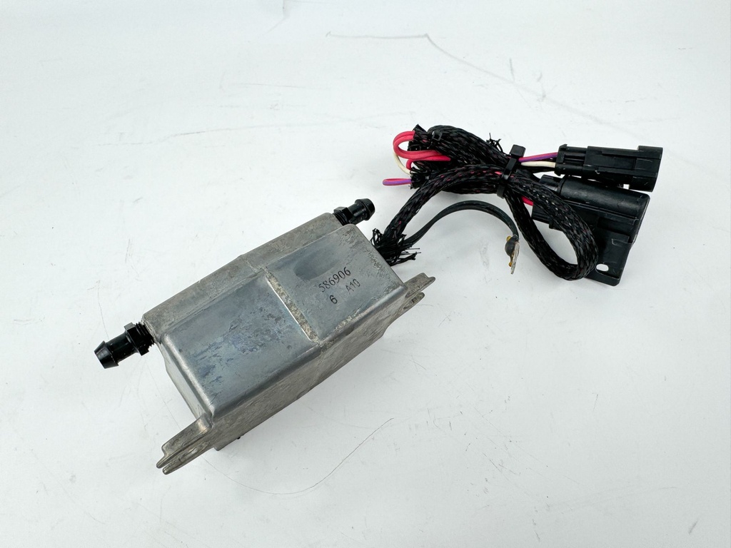 2015 Evinrude 30 HP 2 Stroke Outboard Battery Charging Module 0586906 OEM