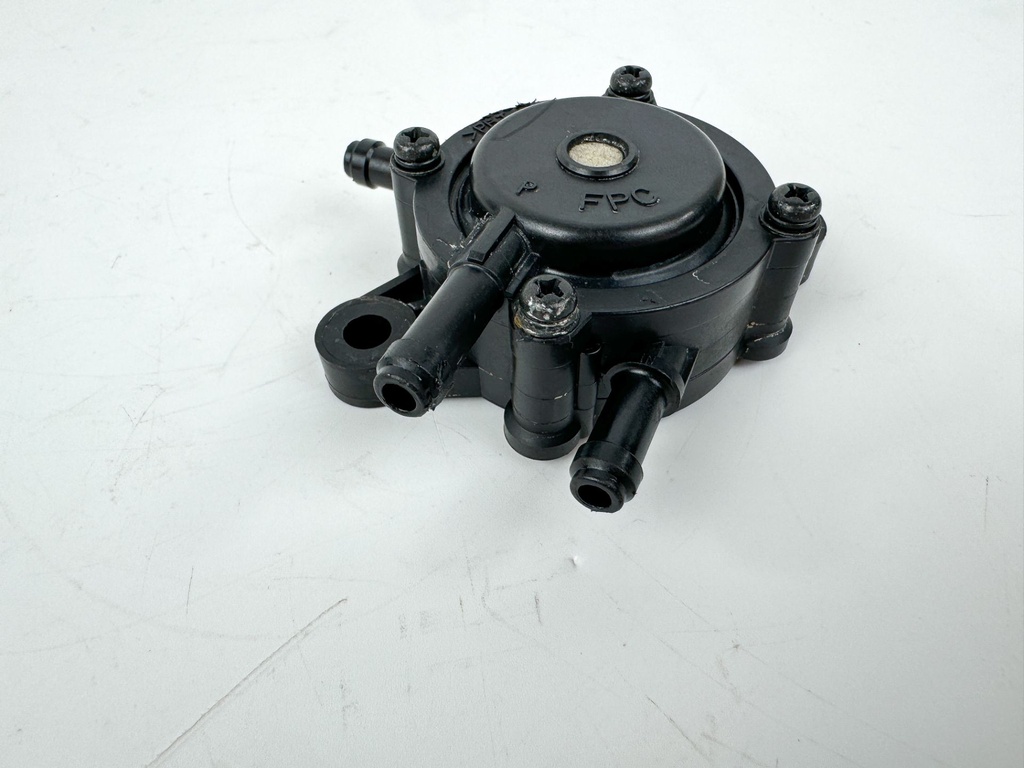 2015 Evinrude 30 HP 2 Stroke Outboard Fuel Lift Pump 0353902 OEM