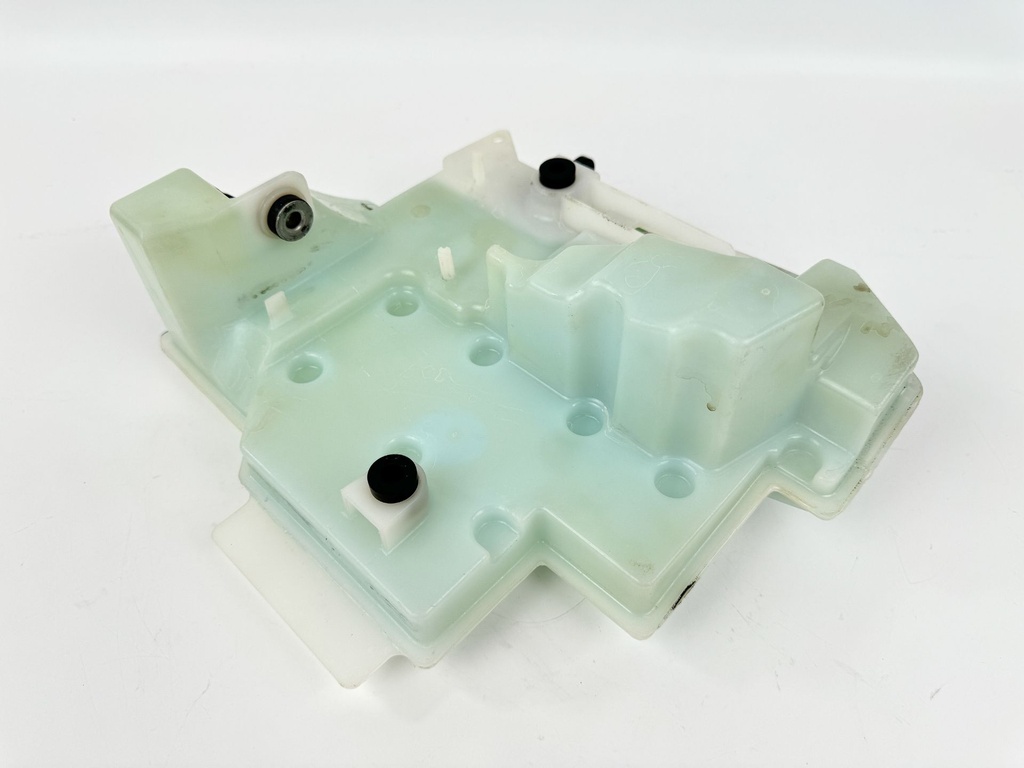 2015 Evinrude 30 HP 2 Stroke Outboard Oil Tank W/ Pump 5008994 OEM