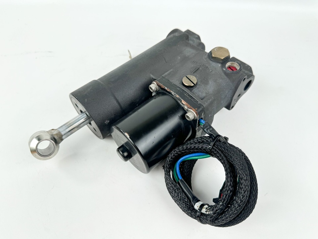 2015 Evinrude 30 HP 2 Stroke Outboard Power Trim Tilt Unit 5007774 OEM