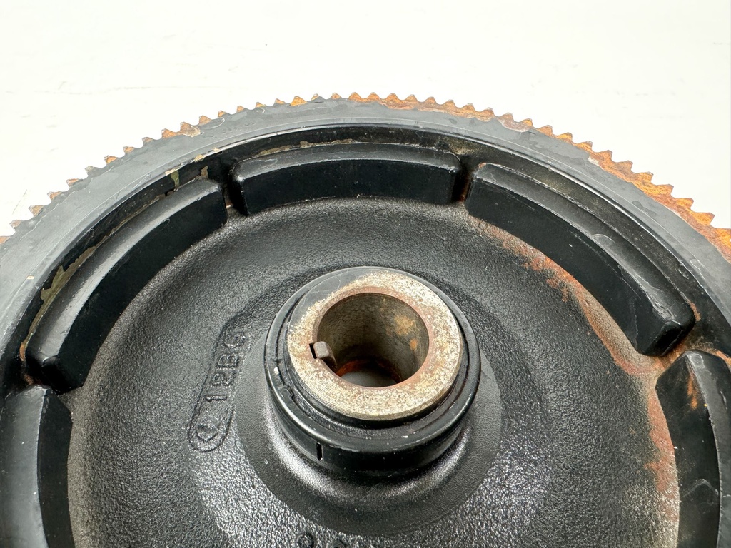 2001 Mercury 90 HP 2 Stroke Outboard Flywheel 878226T10 OEM