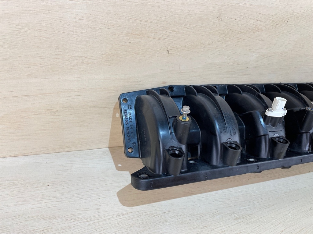 Mercury Verado 350HP Outboard Intake Manifold Assembly 8M0083678