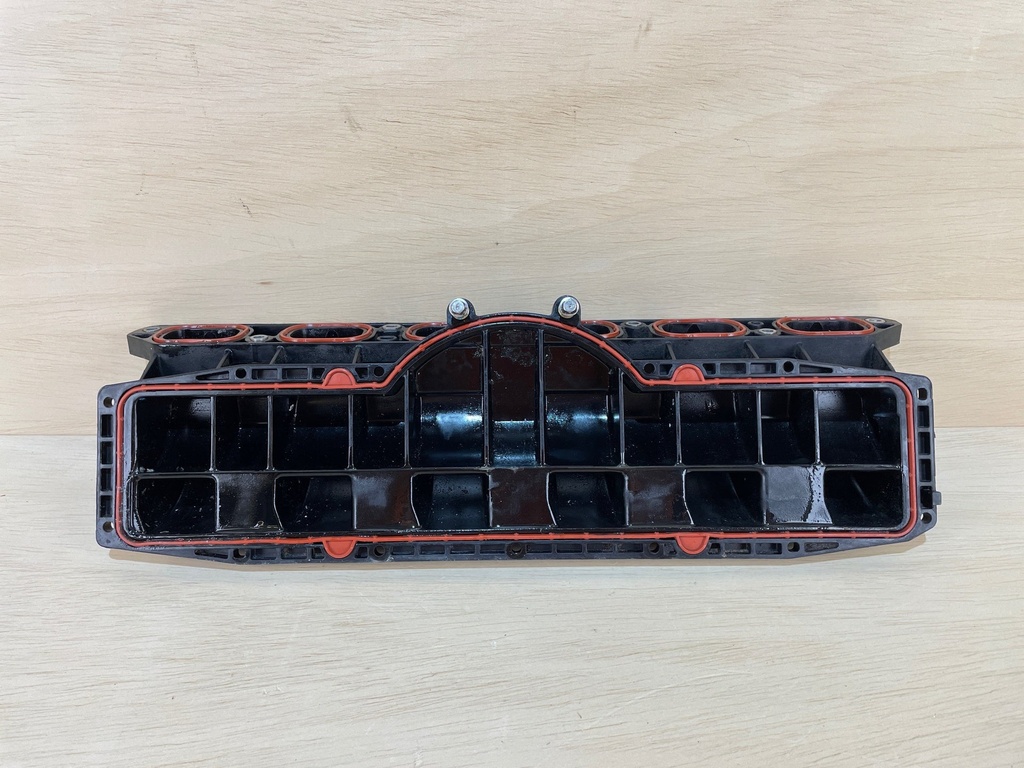 Mercury Verado 350HP Outboard Intake Manifold Assembly 8M0083678