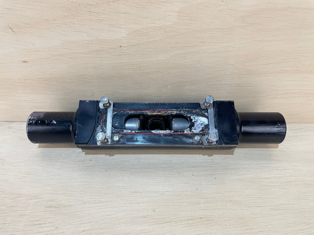 Mercury Verado 250HP Outboard Steering Cylinder 896500A01 - For Repair