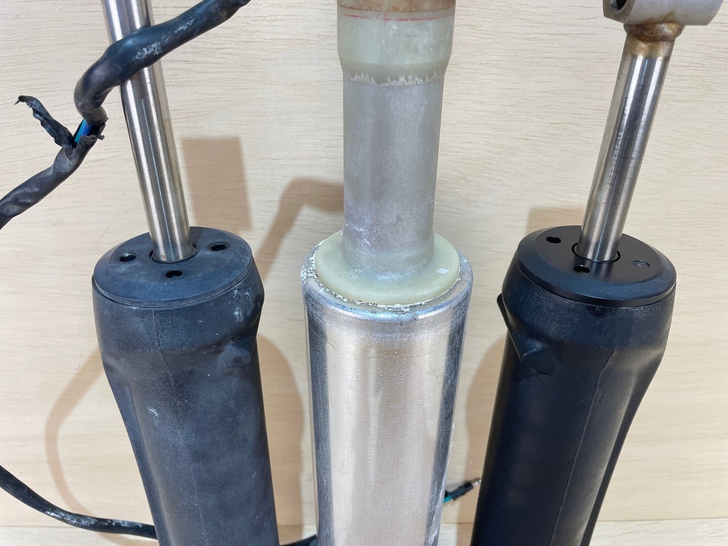 Mercury Verado 250HP Outboard Power Trim Assembly 880658T