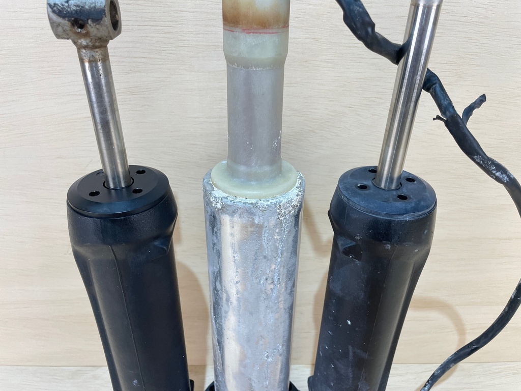 Mercury Verado 250HP Outboard Power Trim Assembly 880658T