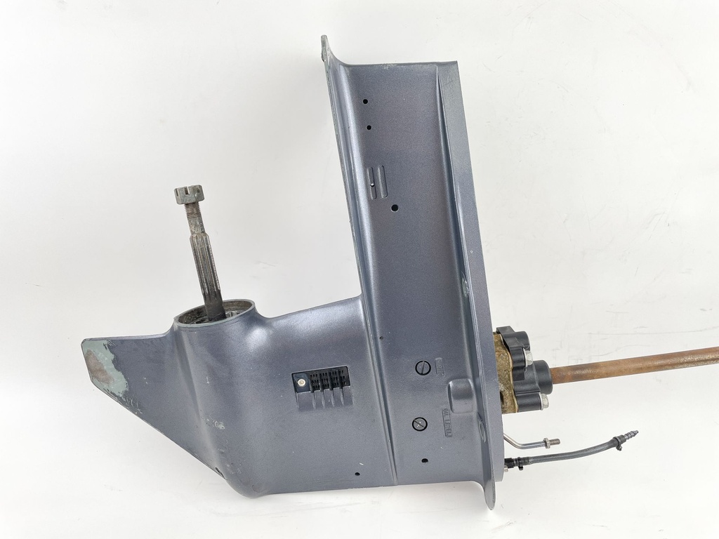 1995-2001 Yamaha 30HP 2 Stroke Outboard 15" Short Shaft Lower Unit Gear Case