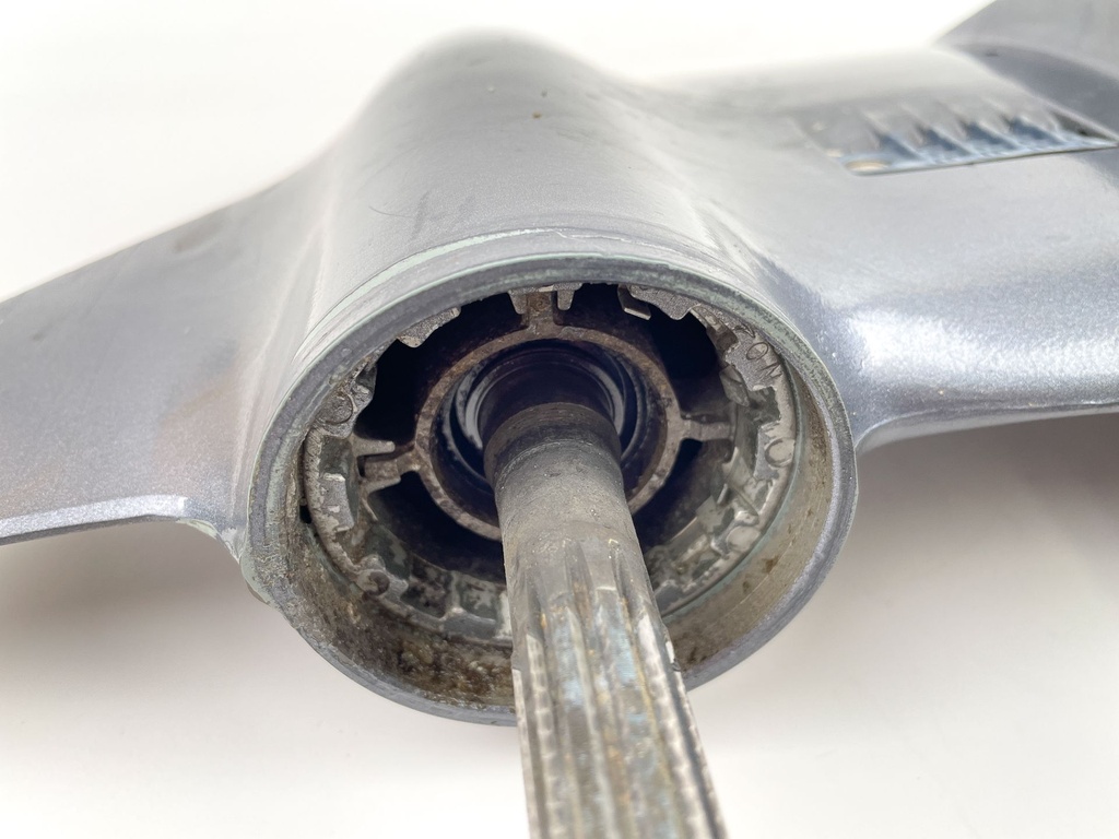 1995-2001 Yamaha 30HP 2 Stroke Outboard 15" Short Shaft Lower Unit Gear Case