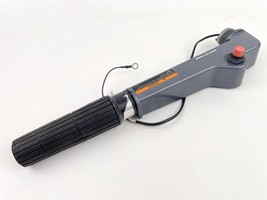 2002 Yamaha 9.9 HP 2 Stroke Outboard Tiller Steering Handle 63V-42111-00-4D OEM