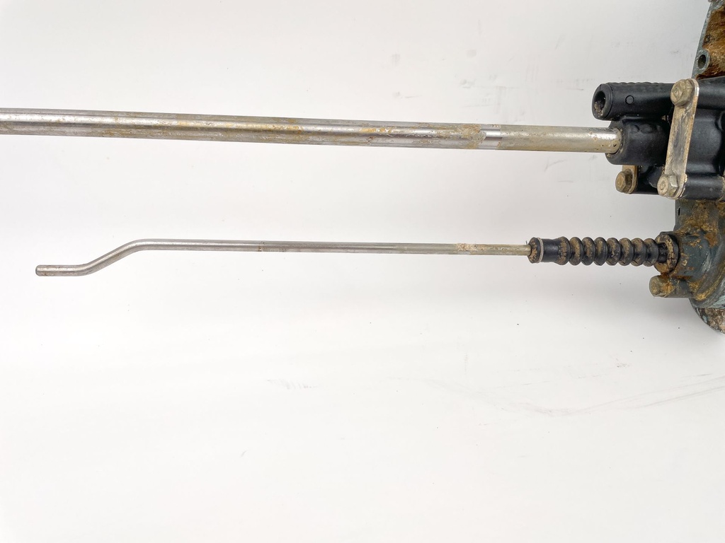 1985 - 93 Yamaha 6 8 HP 2 Stroke Outboard Long Lower Unit Gear Case