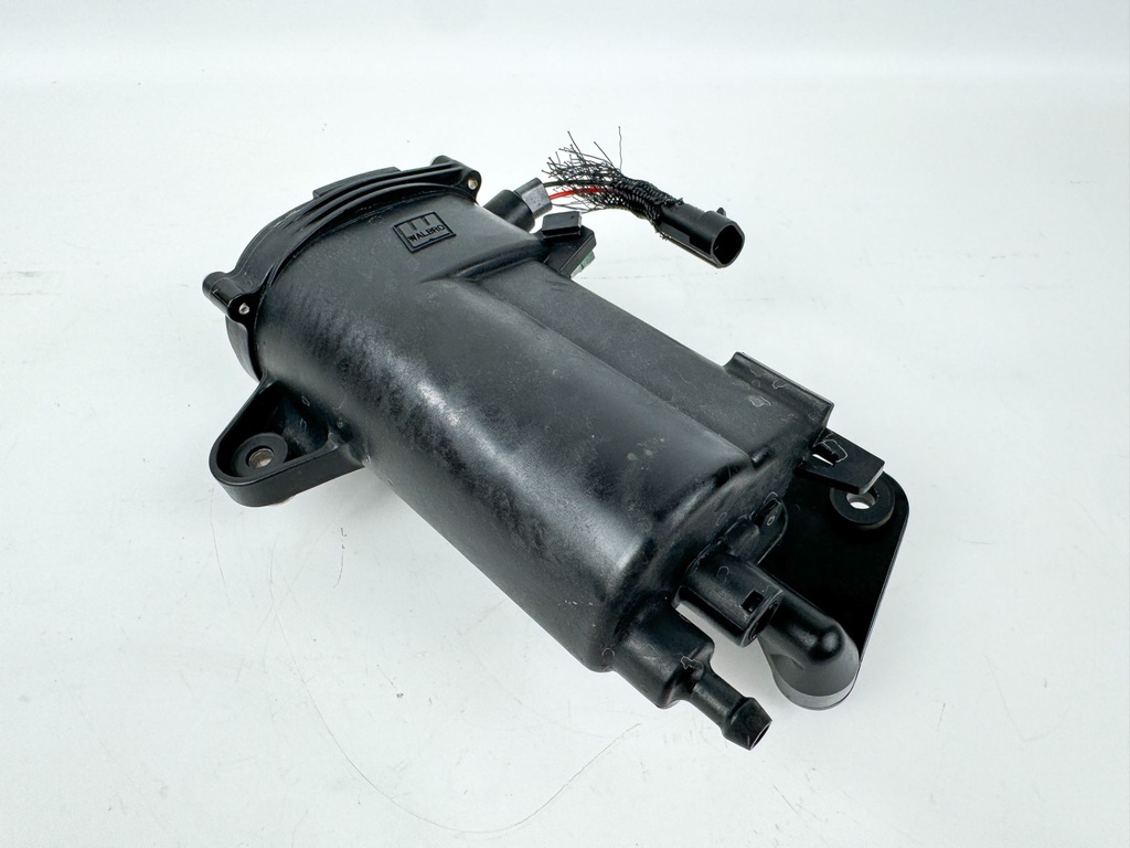 2015 Evinrude 30 HP 2 Stroke Outboard Vapor Separator Tank VST 5007896 OEM