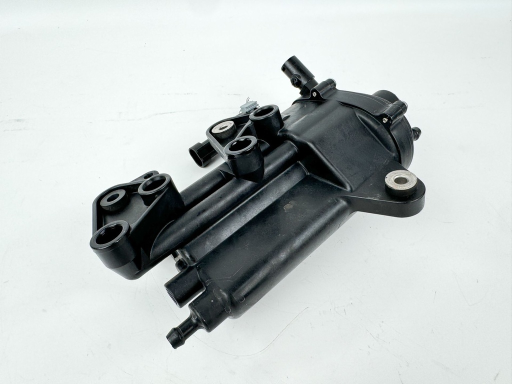 2015 Evinrude 30 HP 2 Stroke Outboard Vapor Separator Tank VST 5007896 OEM