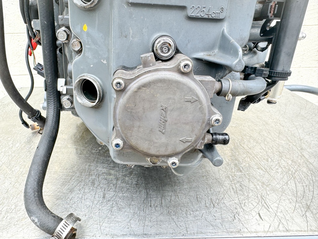 2000 Honda 130 HP 4 Stroke Outboard Powerhead 12000-ZW5-020ZA OEM