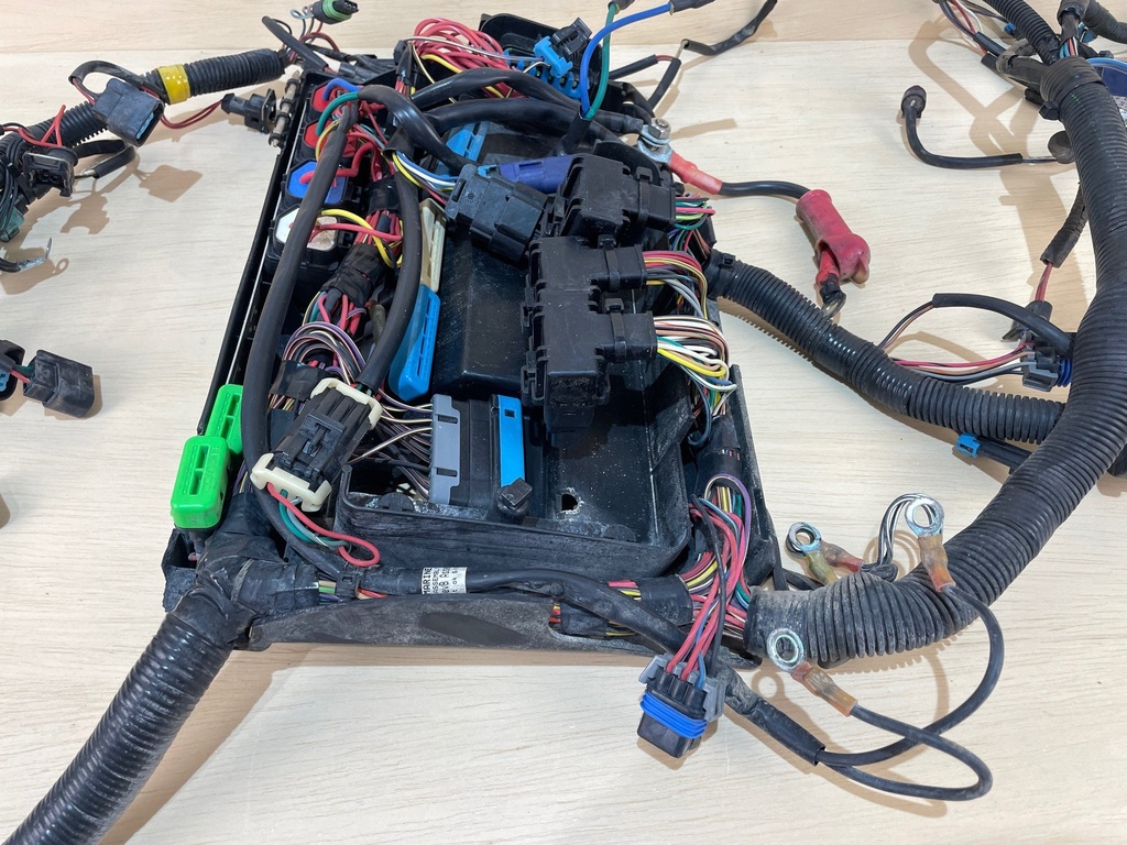 Mercury Verado 250HP Outboard Engine Wiring Harness Assembly 880616T04