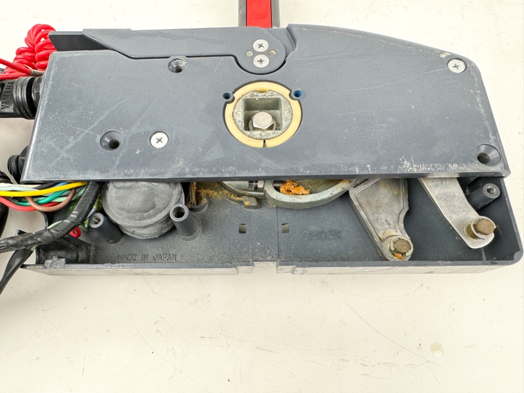 Yamaha 703 Side Mount Binnacle Control Box With Key