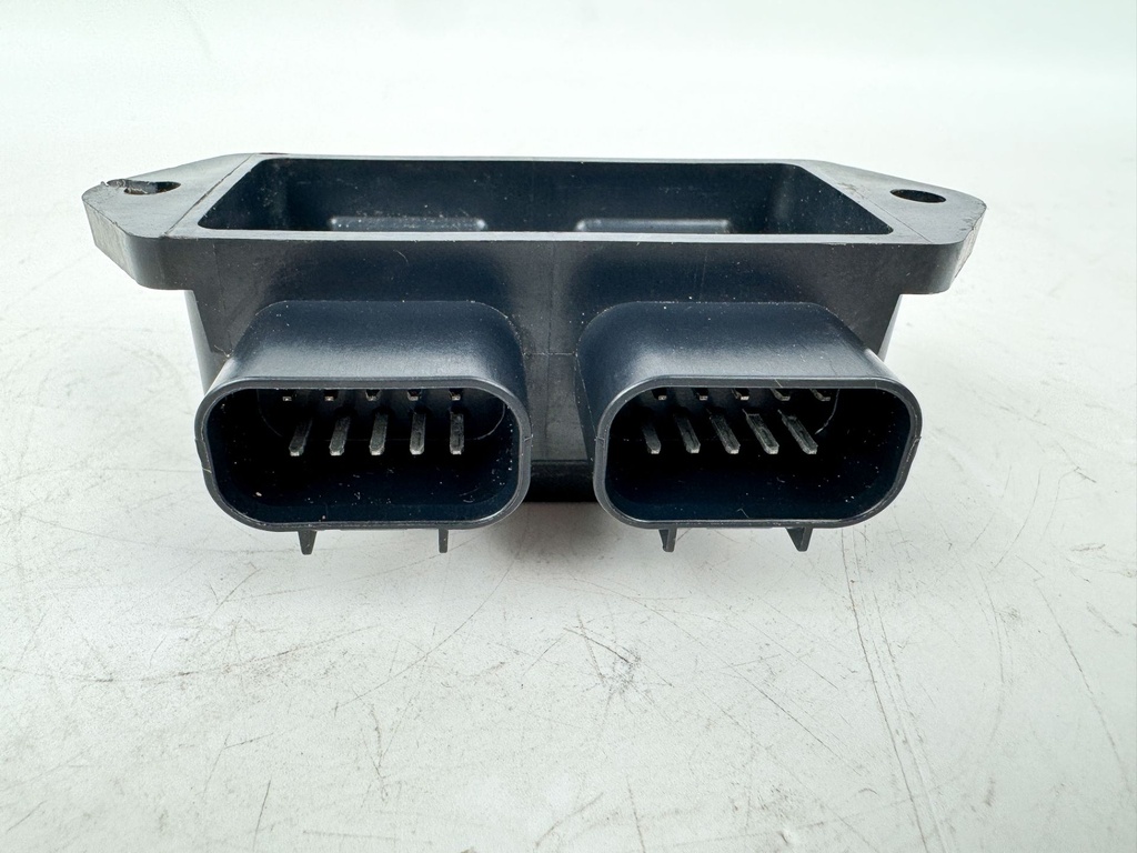 SmartCraft Mercury 4-Way Junction Box 878492A14 Mount Broken