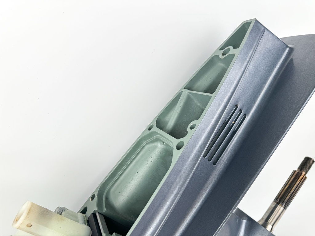 2000-2015  Yamaha 115HP 4 Stroke Outboard 20" Lower Unit Gear Case 68V-45300-12-8D