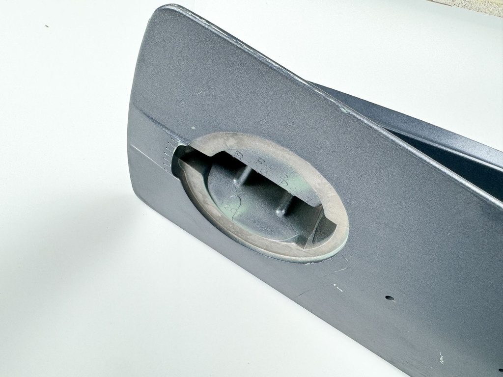 2000-2015  Yamaha 115HP 4 Stroke Outboard 20" Lower Unit Gear Case 68V-45300-12-8D