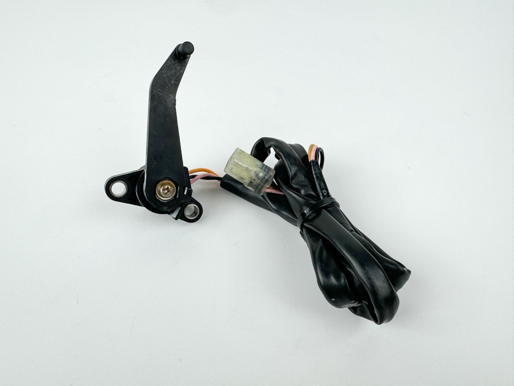 Yamaha F 300 350 HP 4 Stroke Outboard Trim Sender Sensor 6AW-83672-00-00