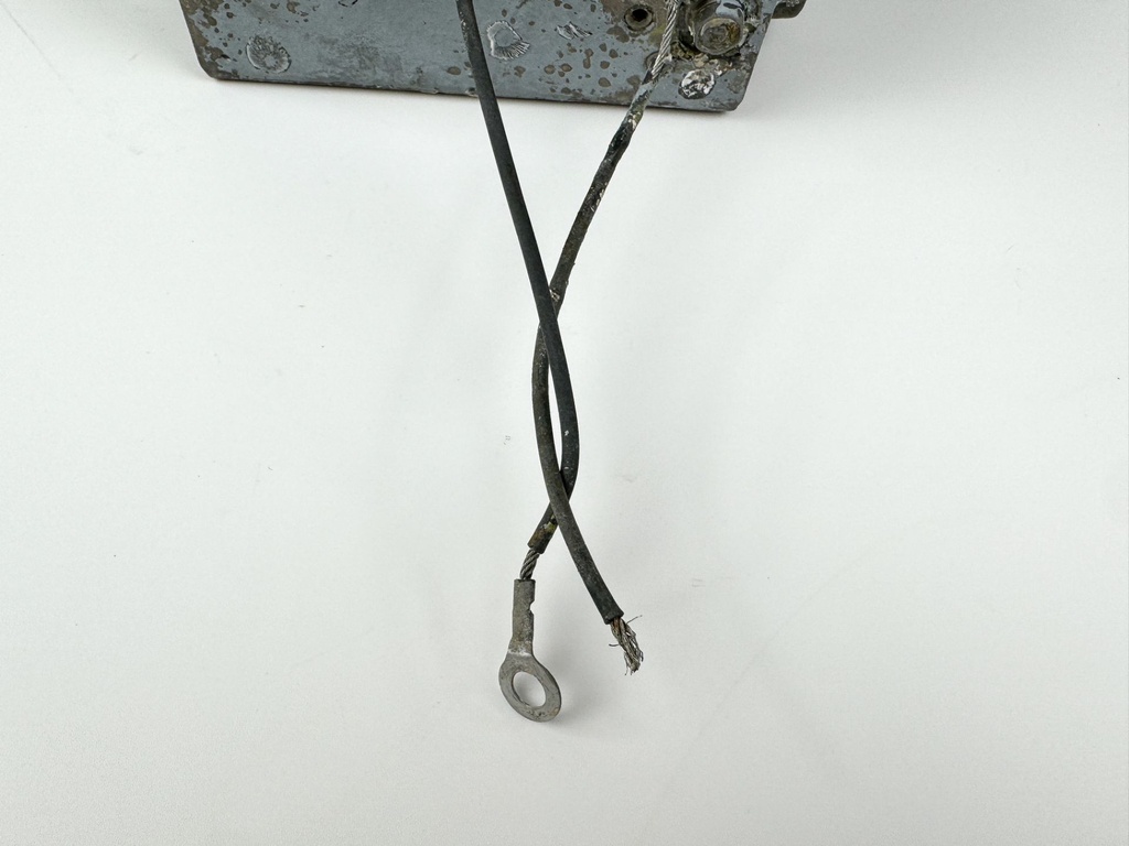 Yamaha V8 F 300 350 HP Outboard Power Trim Tilt Unit 6AW-43800-05-00