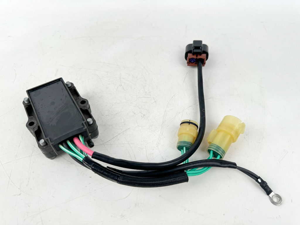 2016 Yamaha 250 HP 4 Stroke Outboard Rectifier & Regulator 6CB-81960-10-00 OEM