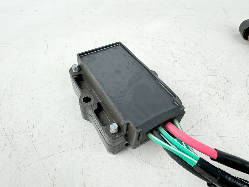 2016 Yamaha 250 HP 4 Stroke Outboard Rectifier & Regulator 6CB-81960-10-00 OEM