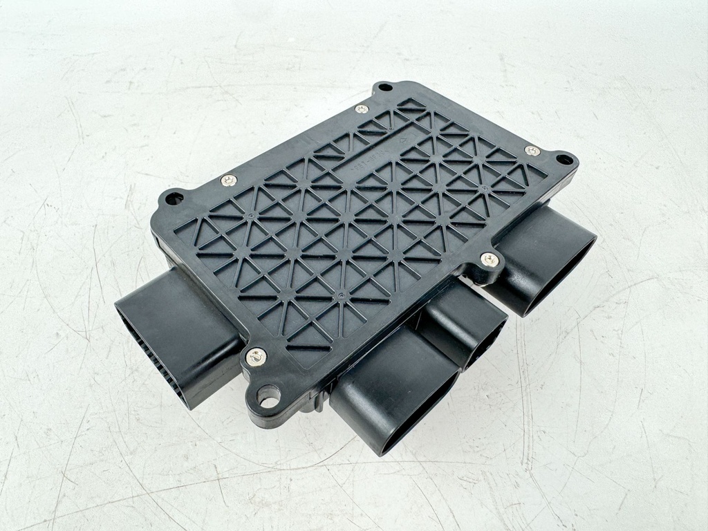 2016 Yamaha 250 HP 4 Stroke Outboard Fuse Box 6CB-82170-10-00 OEM