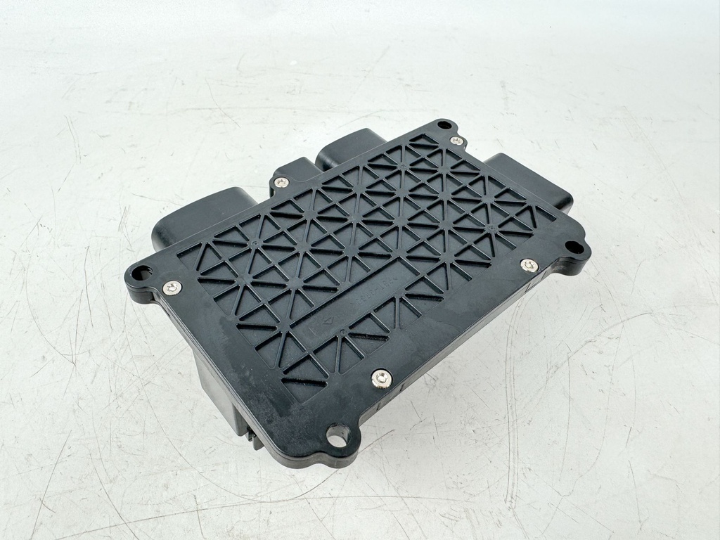 2016 Yamaha 250 HP 4 Stroke Outboard Fuse Box 6CB-82170-10-00 OEM