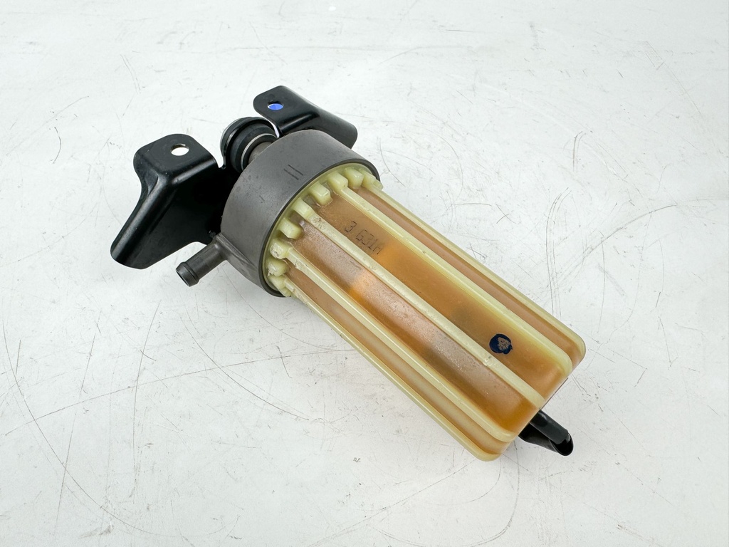 2011+ Yamaha F 200 250 300 350 HP 4 Stroke Outboard Fuel Filter Assembly