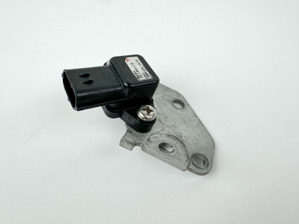 2005 Yamaha 250 HP 2 Stroke Outboard MAP Pressure Sensor 67H-82380-00-00 OEM