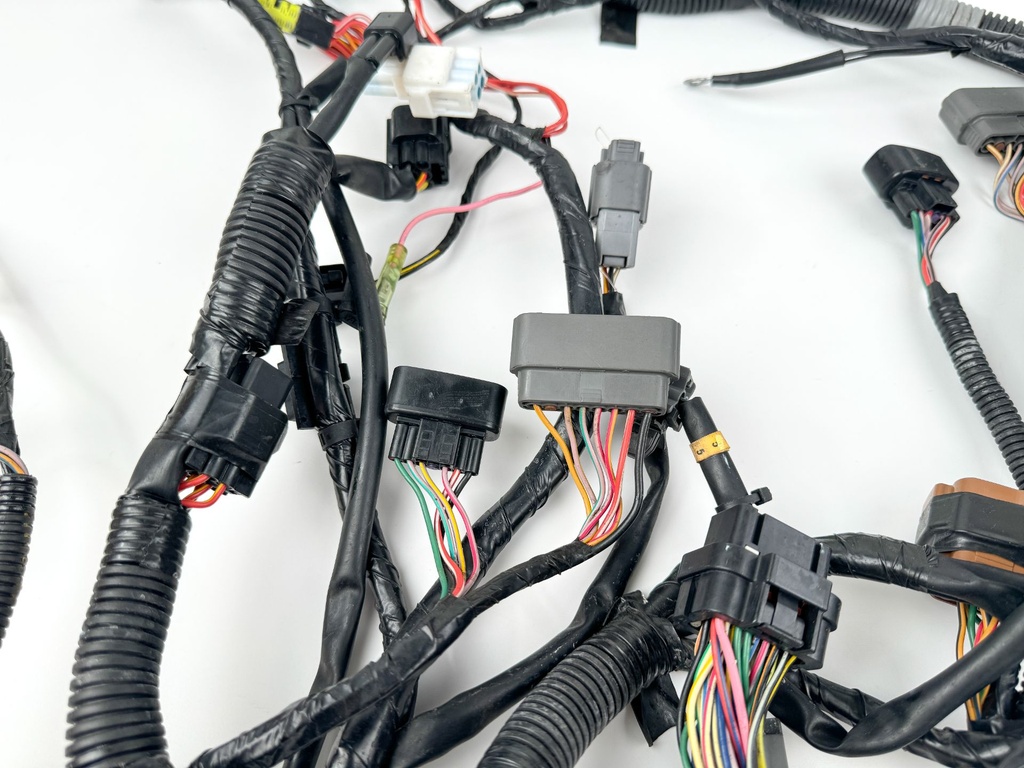 2005 Yamaha 250 HP 2 Stroke Outboard HPDI Engine Wire Harness 60V-82590-51-00 OEM