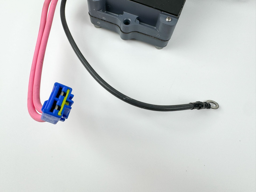 2005 Yamaha 250 HP 2 Stroke Outboard HPDI Rectifier & Regulator 60V-81960-01-00 OEM