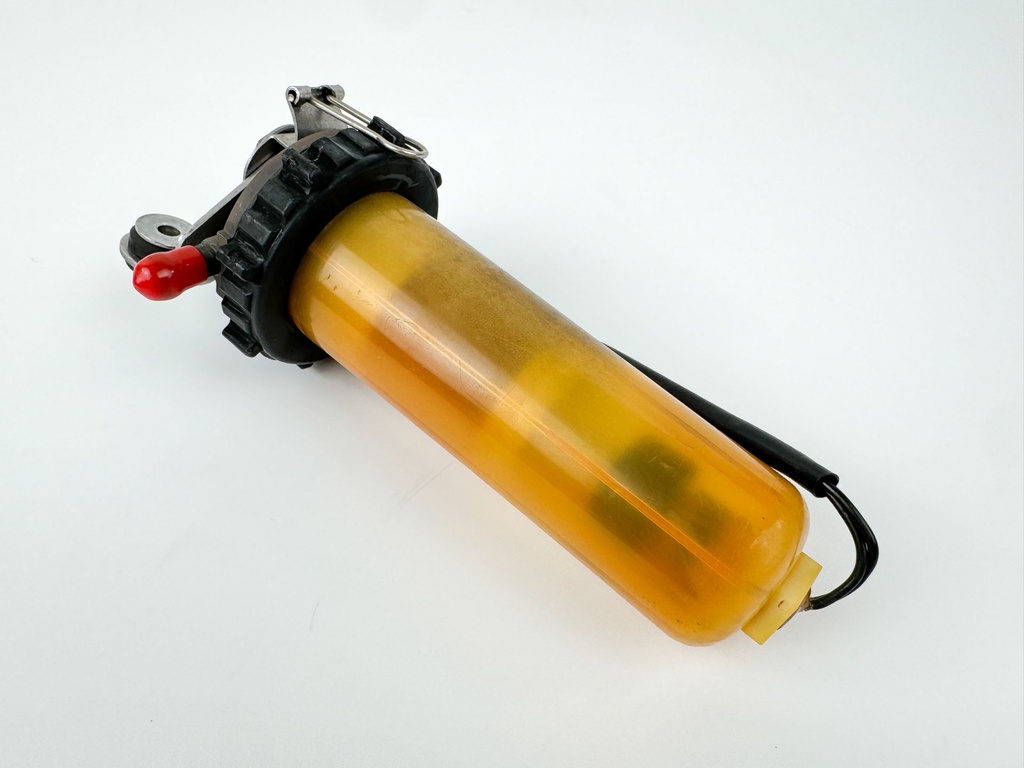 2005 Yamaha 250 HP 2 Stroke Outboard Fuel Filter Assembly 68F-24560-10-00 OEM