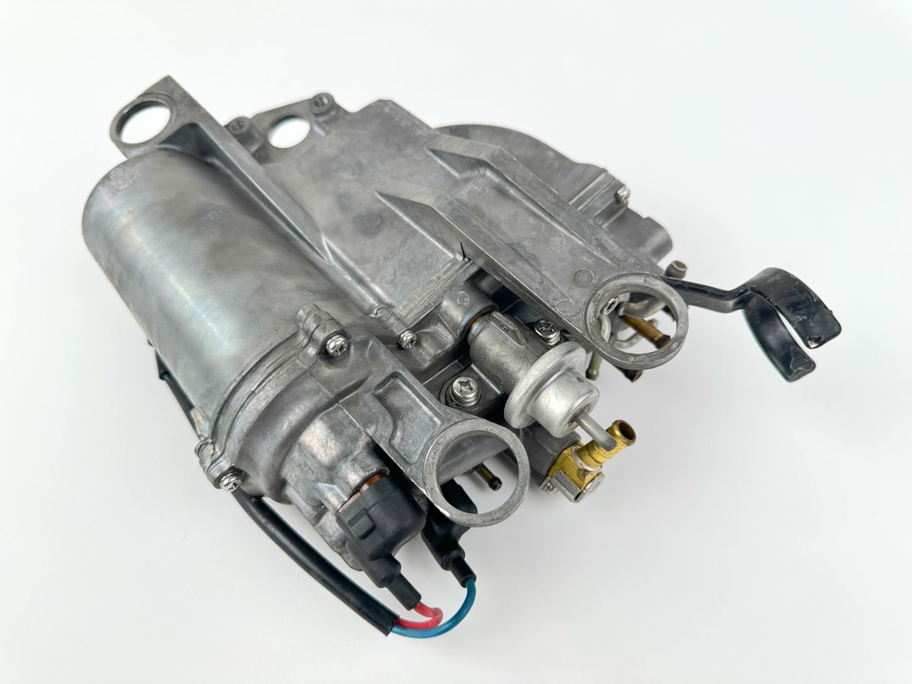 2005 Yamaha 250 HP 2 Stroke Outboard VST Float Chamber Assembly 60V-14980-00-00 OEM