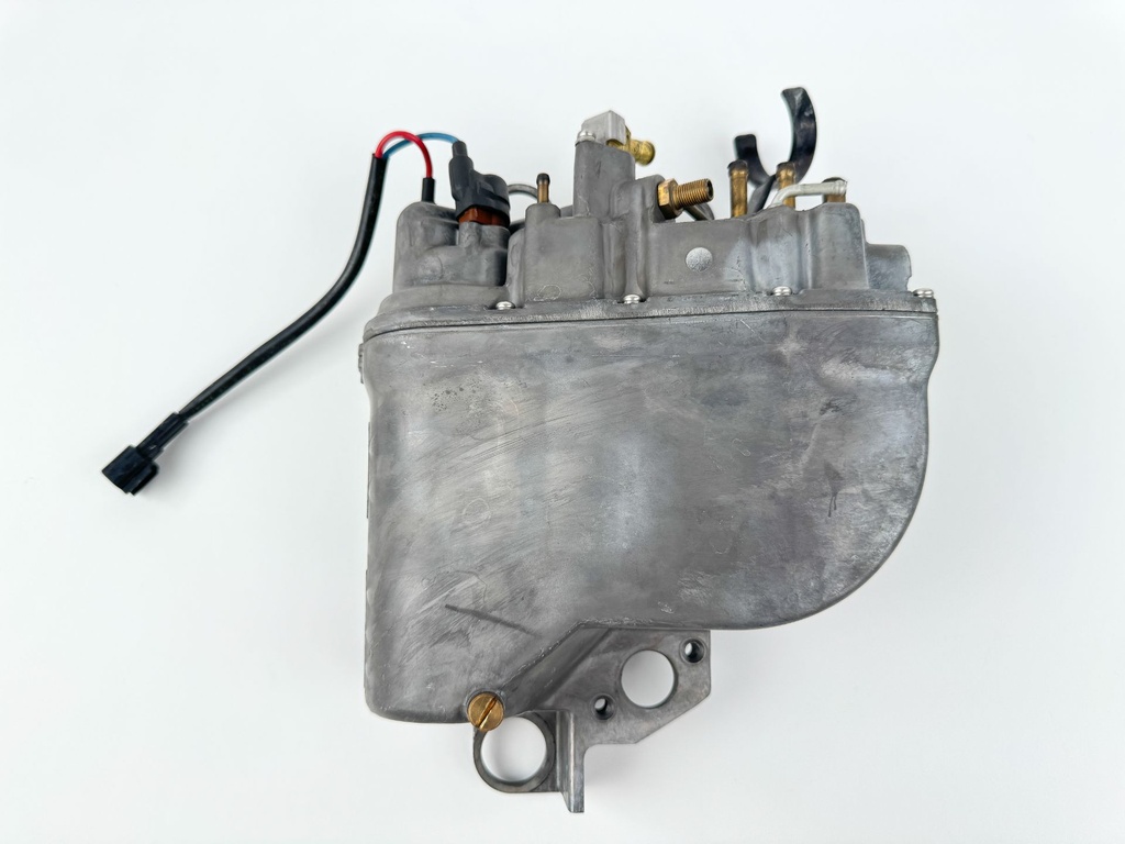 2005 Yamaha 250 HP 2 Stroke Outboard VST Float Chamber Assembly 60V-14980-00-00 OEM