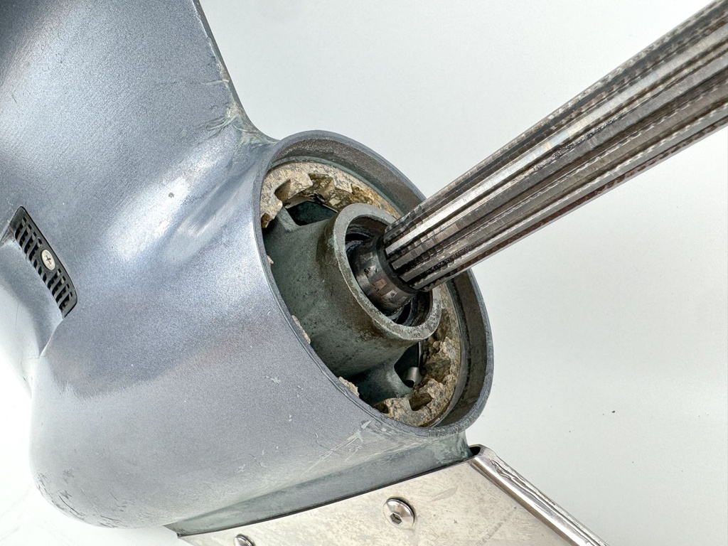 Yamaha F 75 80 90 100 HP 4 Stroke Outboard 20" Lower Unit Gear Case