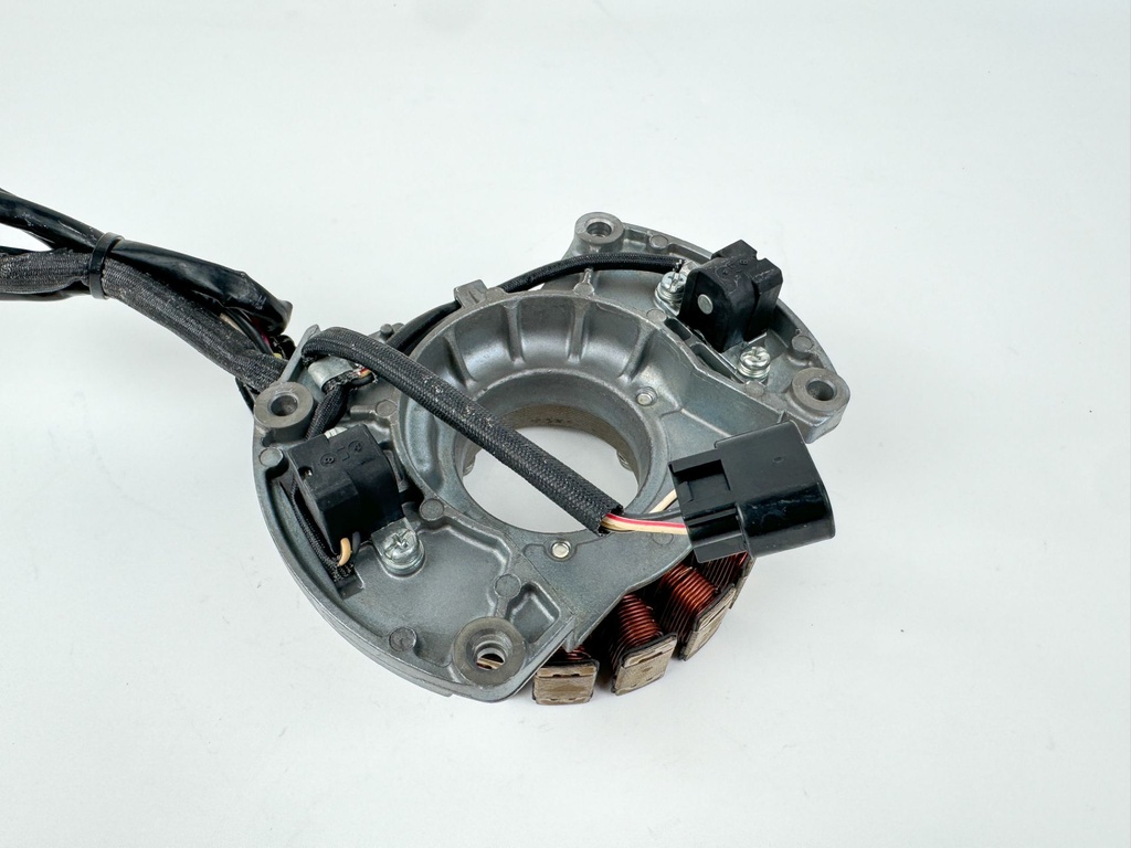 2009 Yamaha 115 HP 4 Stroke Outboard Coil Pulser Base Stator Assembly 68V-81460-00-00 OEM