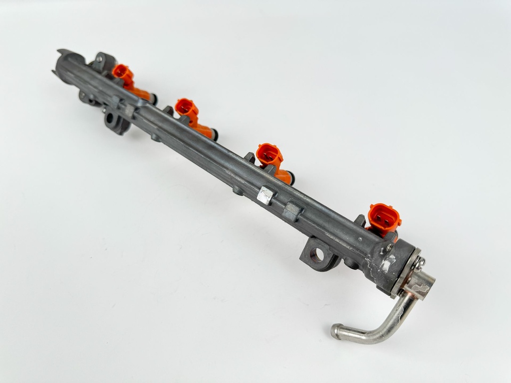 2009 Yamaha 115 HP 4 Stroke Outboard Fuel Injector Set W/ Rail 68V-8A360-00-00 OEM