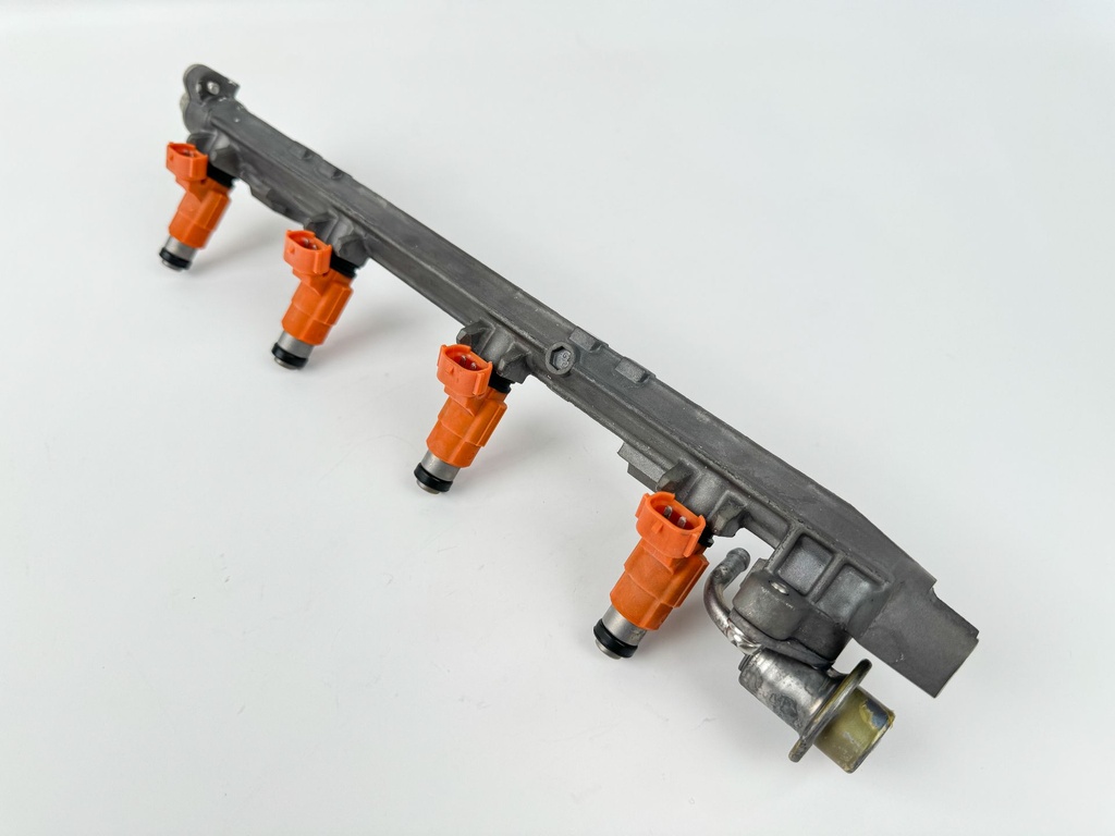 2009 Yamaha 115 HP 4 Stroke Outboard Fuel Injector Set W/ Rail 68V-8A360-00-00 OEM